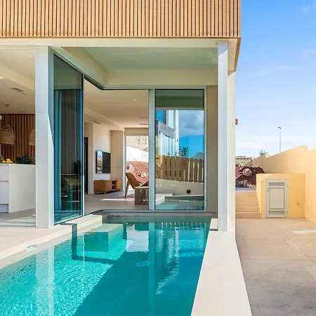 Linos - Plunge Pool And Natural Beauty