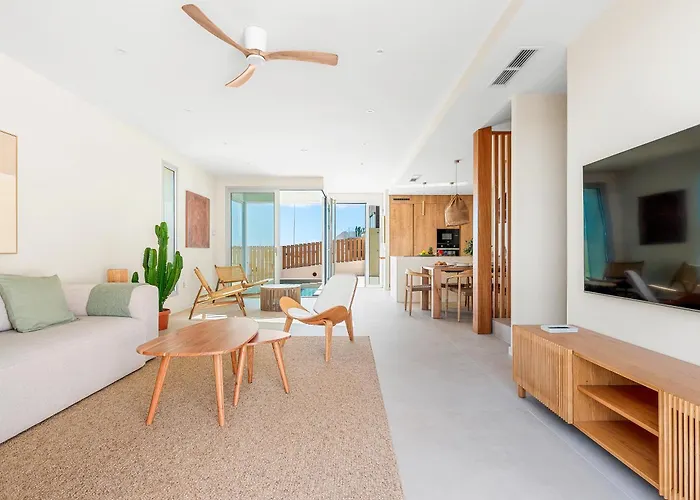 Linos - Plunge Pool And Natural Beauty